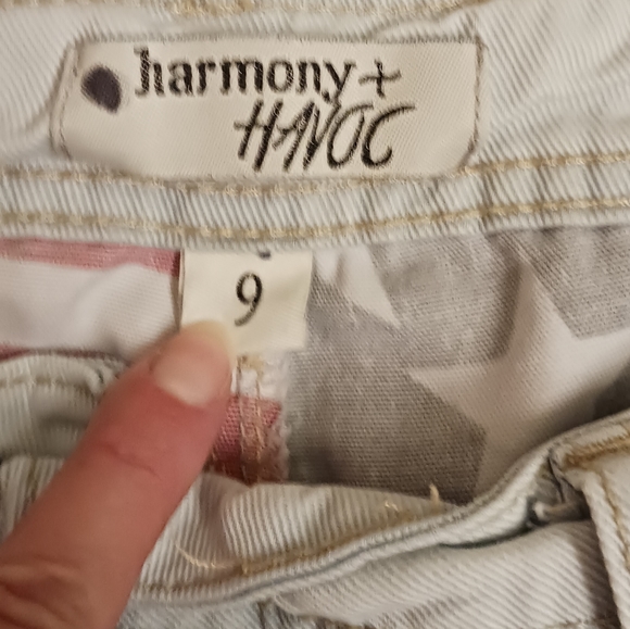 Harmony + Havoc Denim Shorts Stars and Stripes American Flag Junior 9 Distressed - Picture 3 of 8